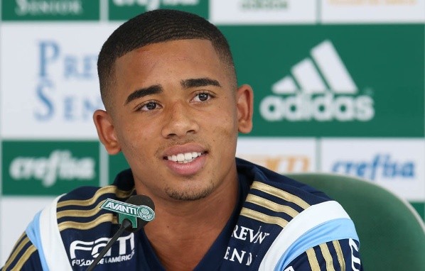 Foto: Cesar Greco – Em 2016, Jesus foi negociado pelo Palmeiras com o Manchester City por 32,5 milhões de euros