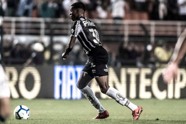 Foto: Ivan Storti/Santos FC – Volante de 24 anos está sem espaço no Mônaco e pode retornar ao Santos em 2023