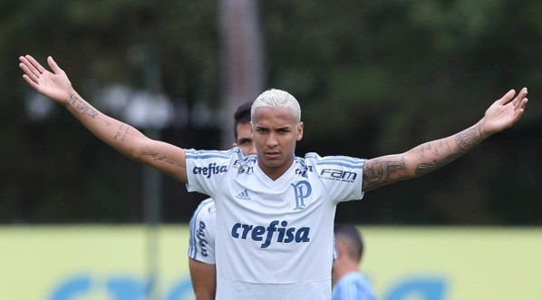 Deyverson segue sem convencer e Abel bate na tecla de que Palmeiras carece de centroavantew (Foto: César Greco)