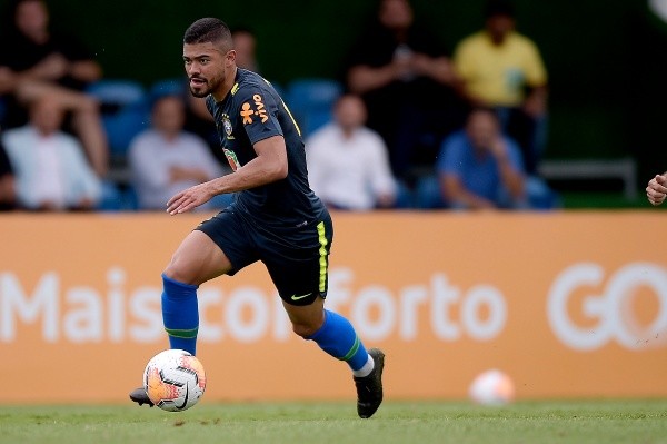 Foto: Alexandre Loureiro/CBF – Tabata já defendeu a Seleção Olímpica recentemente e interessa ao Palmeiras
