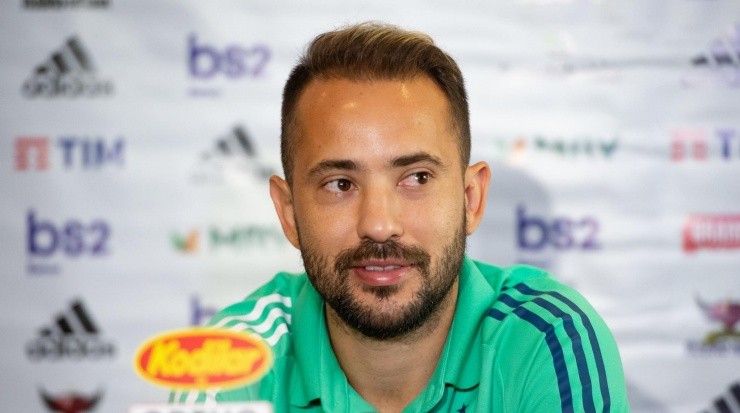 Everton Ribeiro deve perder a titularidade com Vitor Pereira no Flamengo. Foto: Alexandre Vidal