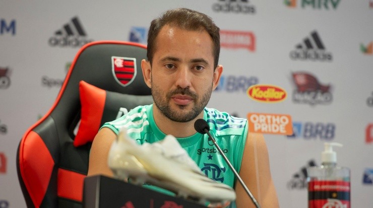 Everton Ribeiro, alvo do Corinthians, tem propostas da MLS. Foto: Flickr oficial Flamengo