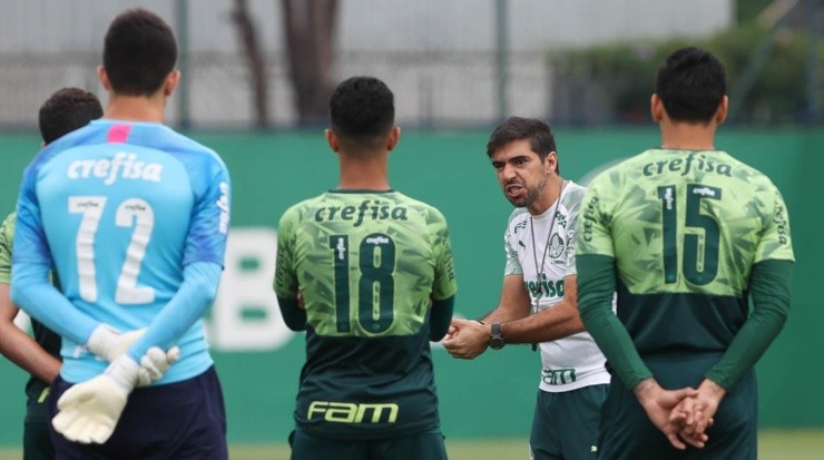 Val Baiano tirou onda com o elenco do Palmeiras e acredita que o Flamengo será campeão da Libertadores. Foto: César Greco