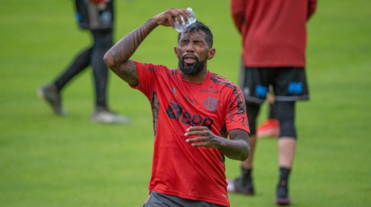 Marcos Braz afirmou que ainda há uma possibilidade de Rodinei renovar com o Flamengo. Foto: Alexandre Vidal/ Flamengo