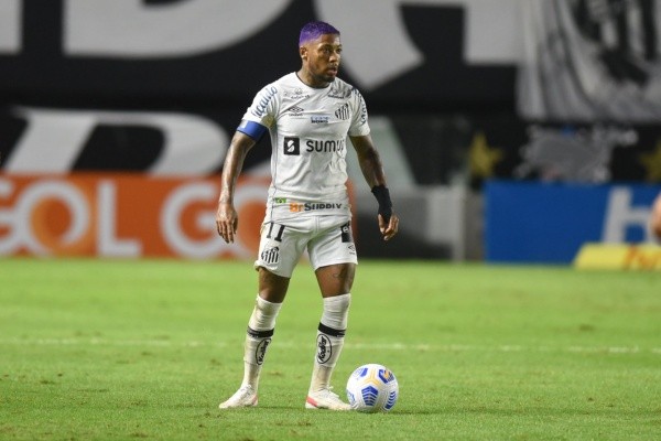 Marinho jogará aberto pelo lado direito do ataque contra a Juventude (Foto: Ivan Storti/Santos FC)