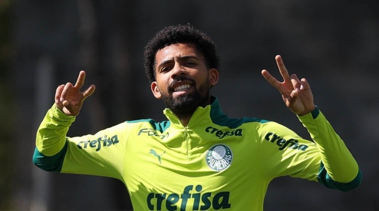 Matheus Fernandes será vendido ao Bragantino por