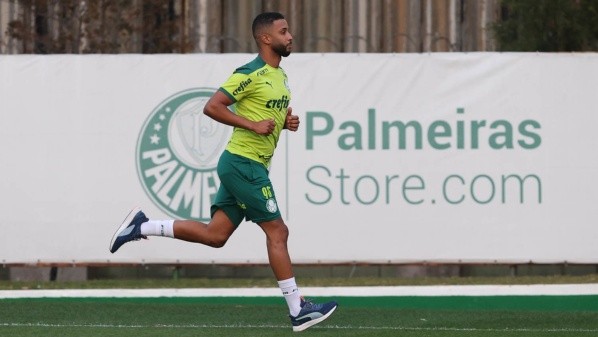 Foto: César Greco – Sociedade Esportiva Palmeiras -Jorge avança no trabalho de transição física e tem chances de ficar preparado para encarar o Santos