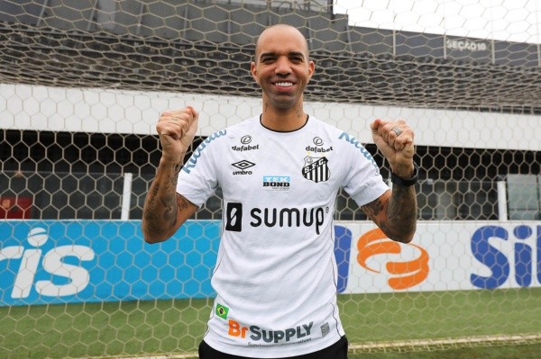 Foto: Pedro Ernesto Guerra Azevedo/Santos FC – Tardelli está sem clube desde que deixou a Vila Belmiro em dezembro