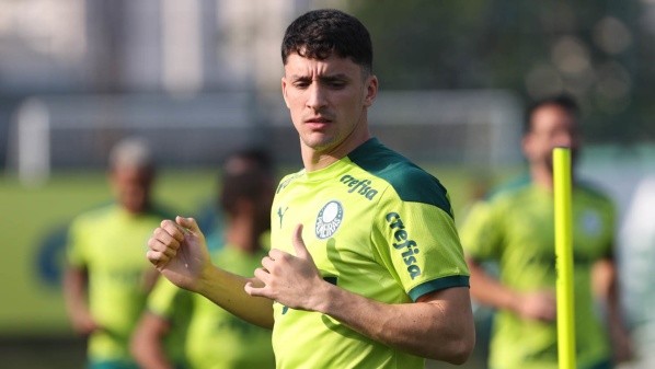 Foto: Cesar Greco – Piquerez tem interesse de clubes da Inglaterra e Scarpa teme saída de LE do Palmeiras