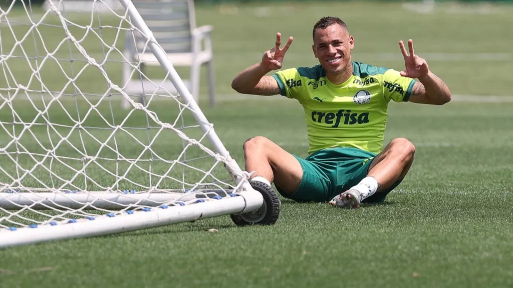 Diferentemente de Luiz Adriano, Breno Lopes ganhou mais uma chance no Palmeiras. Foto: César Greco- Palmeiras