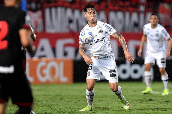 Foto: Ivan Storti/Santos – Zanocelo tem 24 partidas somadas pelo Santos em 2022 com quatro gols marcados