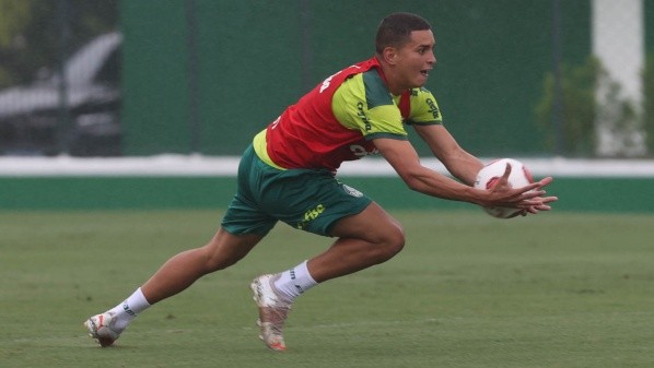 Foto: Cesar Greco – Renan perdeu espaço com Abel Ferreira e só jogou duas partidas pelo Palmeiras em 2022