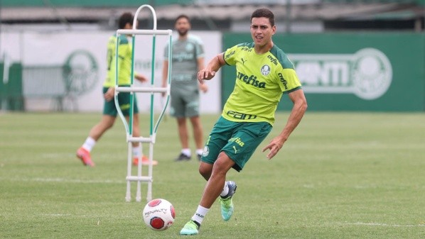 Foto: Cesar Greco – Renan só disputou duas partidas pelo Palmeiras em 2022 e parece não ter convencido a comissão técnica