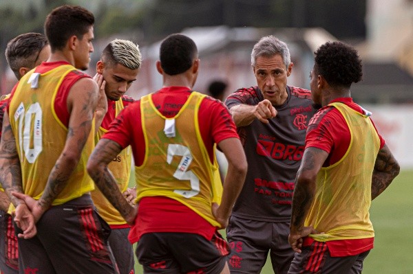 Foto: Flickr Oficial CR Flamengo/Paula Reis     Paulo Sousa afirma que é preciso recuperar a “fome de conquista”