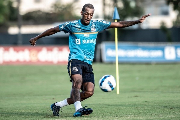 Foto: Ivan Storti/Santos FC – Luiz Felipe atuou em apenas dois jogos na temporada pelo Peixe, ainda “zerado” com Bustos