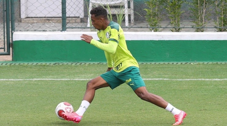 Palmeiras tem apenas 50% dos direitos federativos de Kevin. Foto: Flickr oficial Palmeiras
