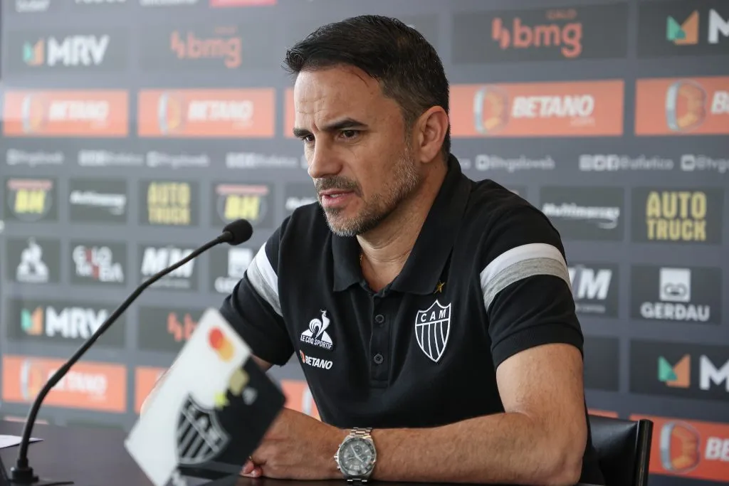 O diretor-executivo do Atlético-MG trabalha para diminuir o preço de Scarpa, isso pode interessar ao Mengão – Foto: Flickr Oficial Clube Atlético Mineiro
