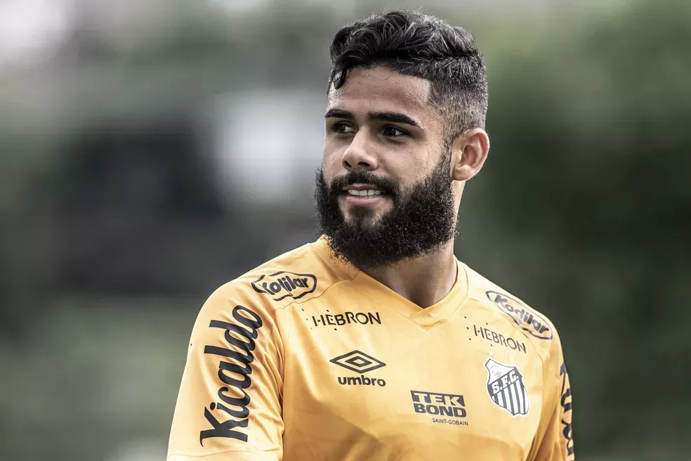Felipe Jonatan durante o treino do Santos — Foto: Ivan Storti/Santos FC