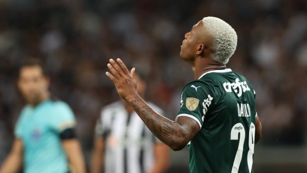 Foto: Cesar Greco – Danilo é um dos ativos do Palmeiras visado nesta janela de transferências