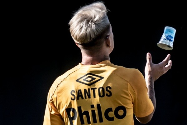 Foto: Ivan Storti/Santos FC – Soteldo pode atuar mais recuado, na armação do Santos, sob o comando de Odair Hellmann