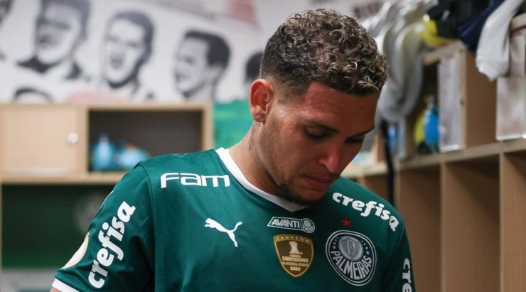 Palmeiras quer vender Navarro e outros jogadores antes de ir no mercado atrás de novos reforços. Foto: César Greco/ Palmeiras