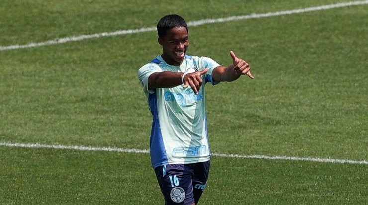 Renata Fan fez lobby para Abel escalar Endrick entre os titulares. Foto: César Greco/ Palmeiras