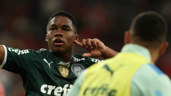 Foto: Cesar Greco – Endrick comemora primeiro gol com a camisa do Palmeiras e virou febre nas redes sociais