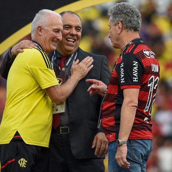 Foto: Flickr Oficial CR Flamengo/Marcelo Cortes – Dorival Jr, Marcos Braz e Rodolfo Landim