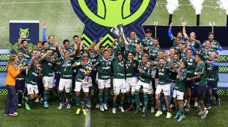 Abel Ferreira está contente com o elenco que foi campeão brasileiro e não entende que há necessidade de contratações. Foto: César Greco/ Palmeiras