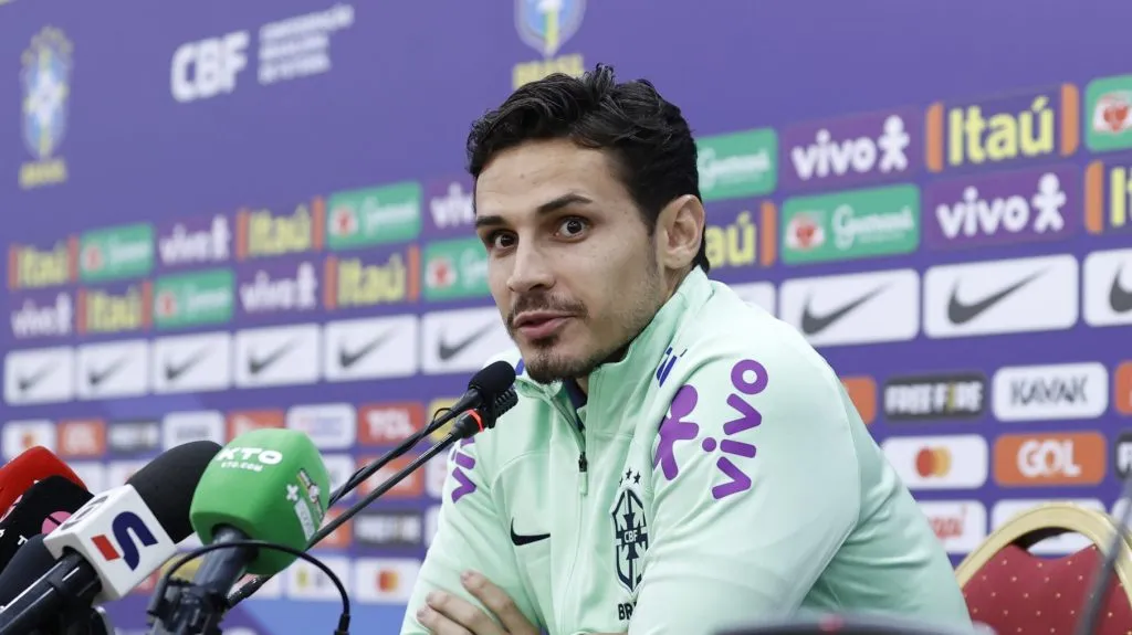 Veiga surpreende na Seleção e meia do Palmeiras 'complica vida' de flamenguista