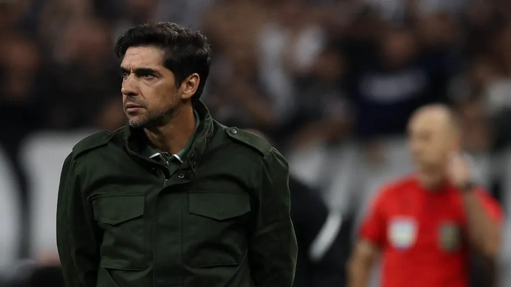 Abel não gostou de pergunta de jornalista e discutiu em coletiva no Palmeiras pós-derbi – Foto: Cesar Greco/Palmeiras/by Canon