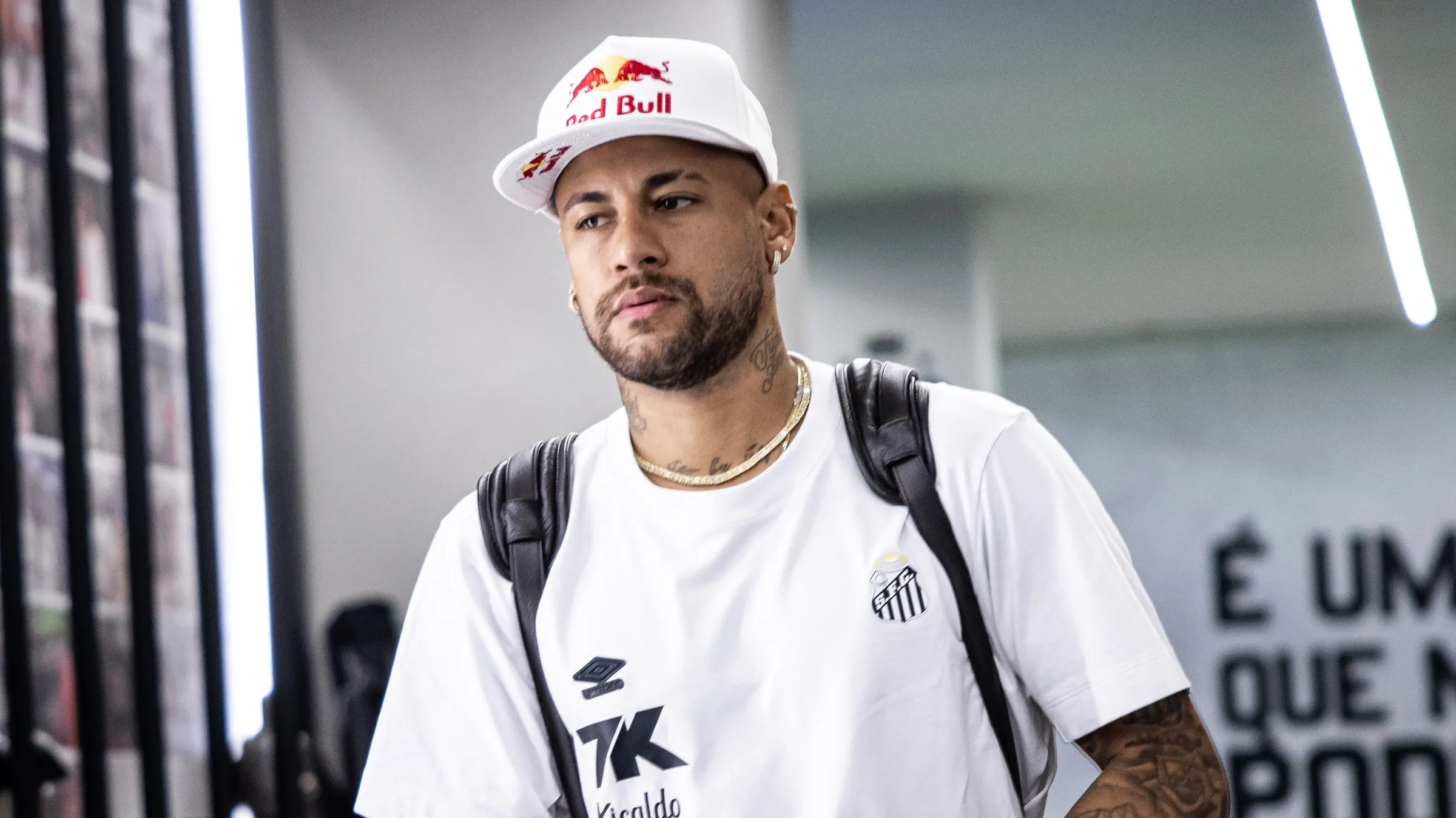 Neymar está próximo de uma renovação com o Santos.