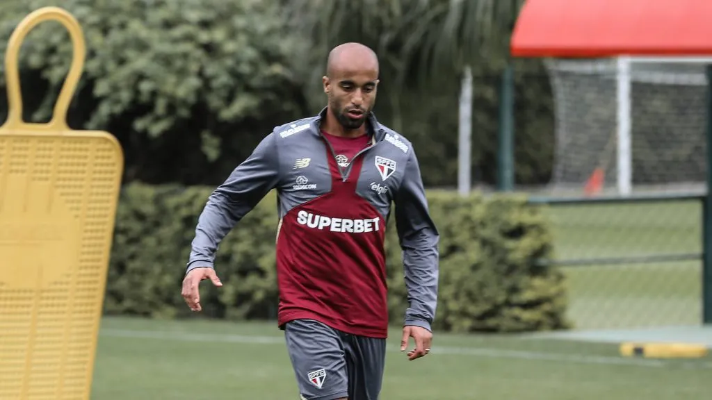 Lucas Moura segue se recuperando - Fotos: Erico Leonan São Paulo FC.
