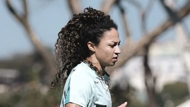 Byanca Brasil em treinamento no Cruzeiro
