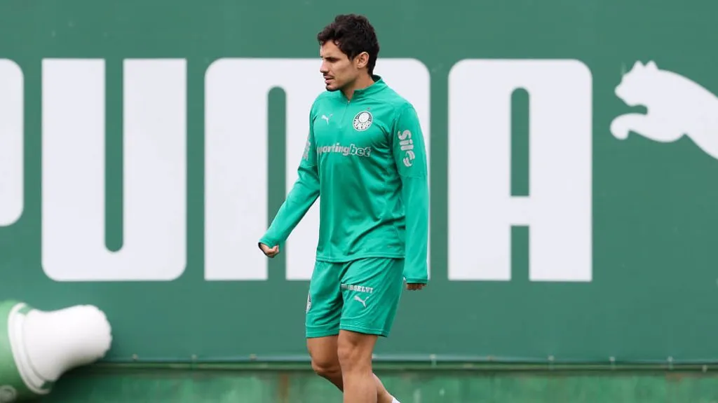 Veiga está perto de ser liberado e vai disputar vaga com Maurício e até mesmo Andreas Pereira – Foto: Flickr Oficial Sociedade Esportiva Palmeiras – César Greco