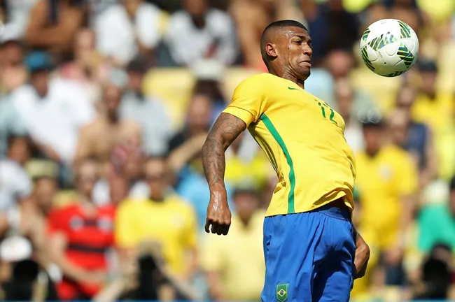 Foto: Heuler Andrey/AGIF – Walace já defendeu a Seleção Brasileira nos Jogos Rio-2016 e é um alvo pedido por Abel no Palmeiras