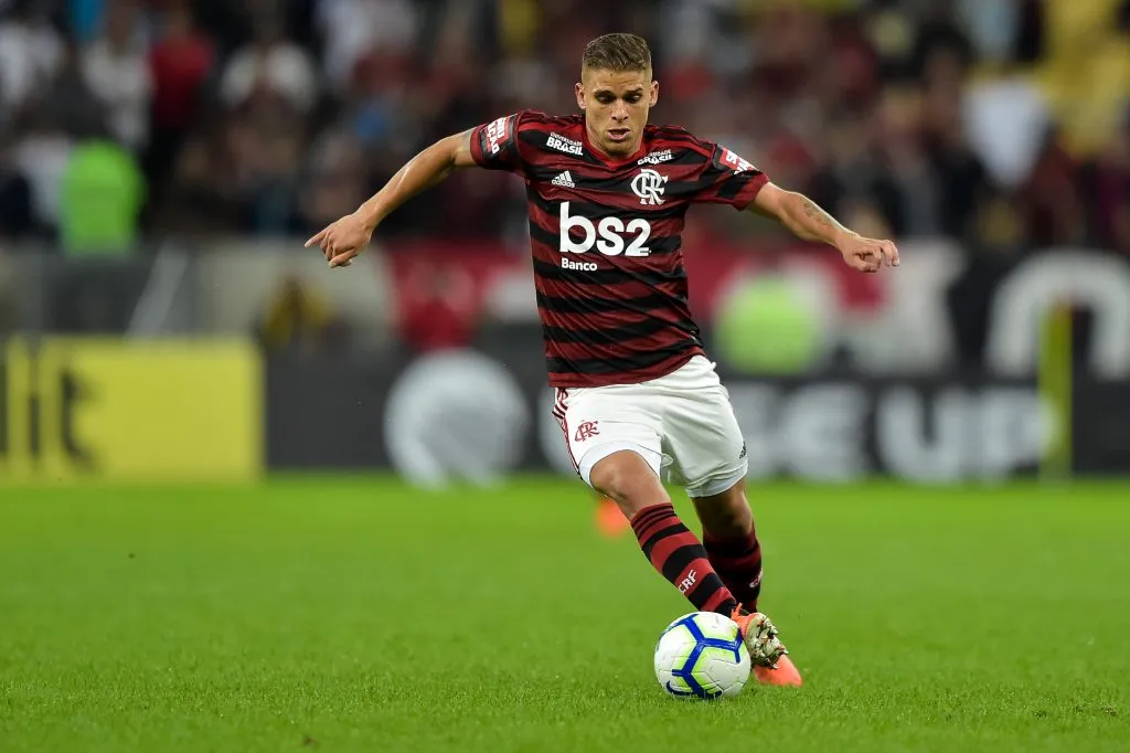 Cuellar jogou no Flamengo – Foto: Thiago Ribeiro/AGIF