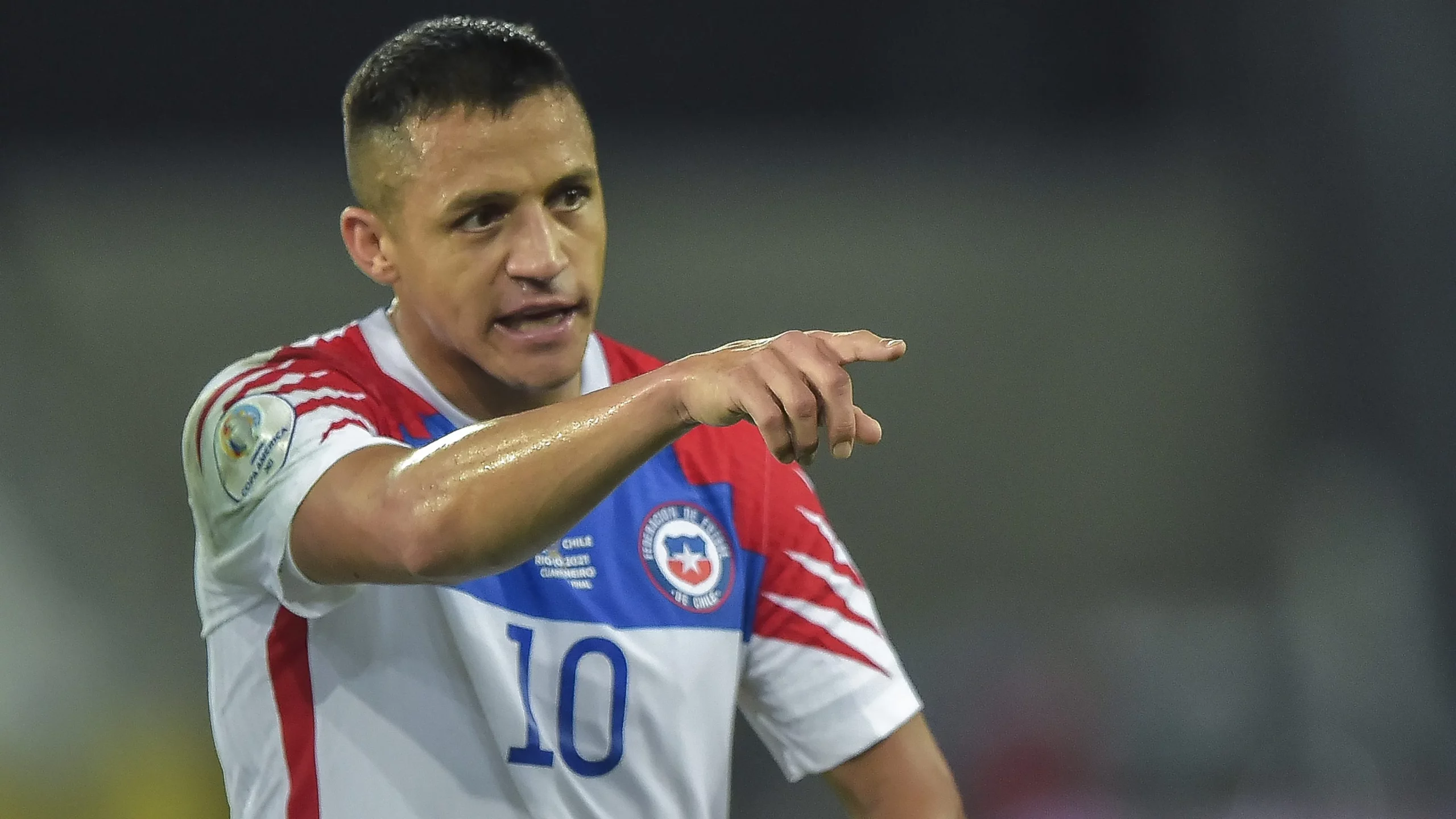 Alexis Sánchez ganhou inúmeros títulos importantes na carreira - Foto: Thiago Ribeiro/AGIF.