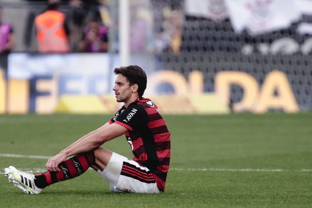 Zagueiro vive seus últimos momentos no Flamengo – Foto: Ettore Chiereguini/AGIF.