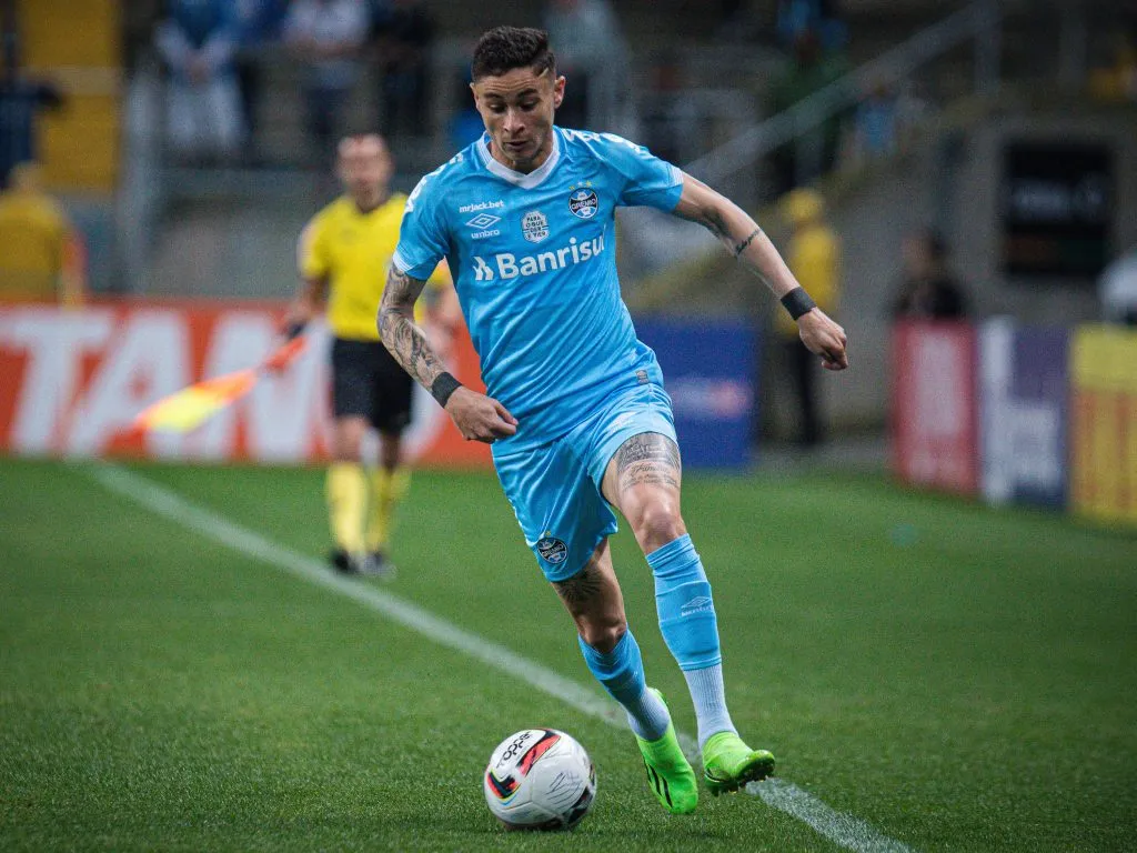 Diogo Barbosa, Grêmio – Foto: Maxi Franzoi/AGIF