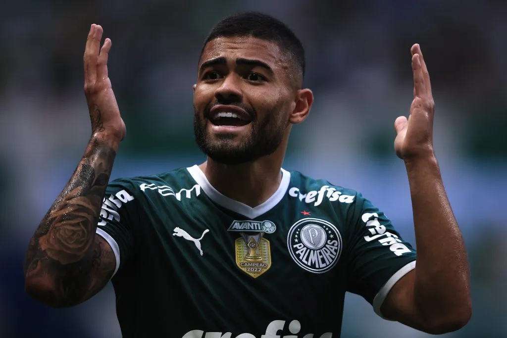 Tabata não deixa saudade nos torcedores – Foto: Ettore Chiereguini/AGIF.