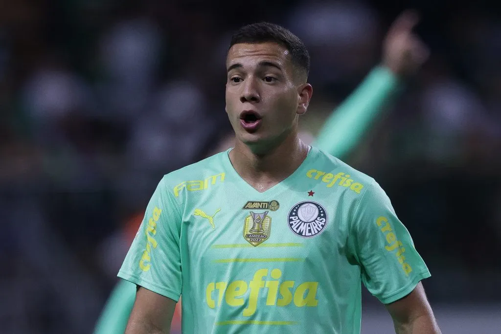 Foto: Ettore Chiereguini/AGIF – Naves: jovem vem se firmando no Palmeiras