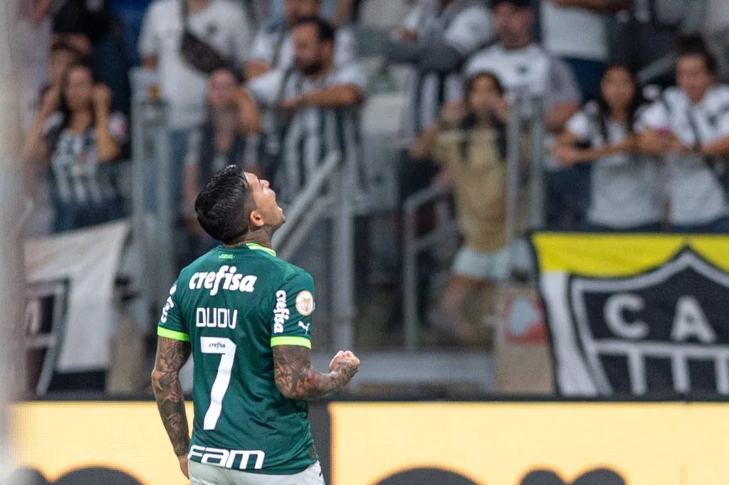 Foto: Alessandra Torres/AGIF – Dudu deve ser preservado no início contra o Fortaleza, informa setorista do Palmeiras