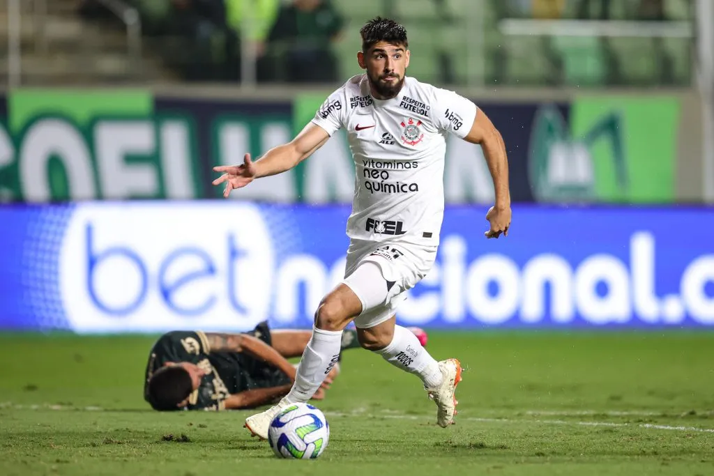 Bruno Méndez não deve renovar com o Corinthians – Foto: Gilson Junio/AGIF