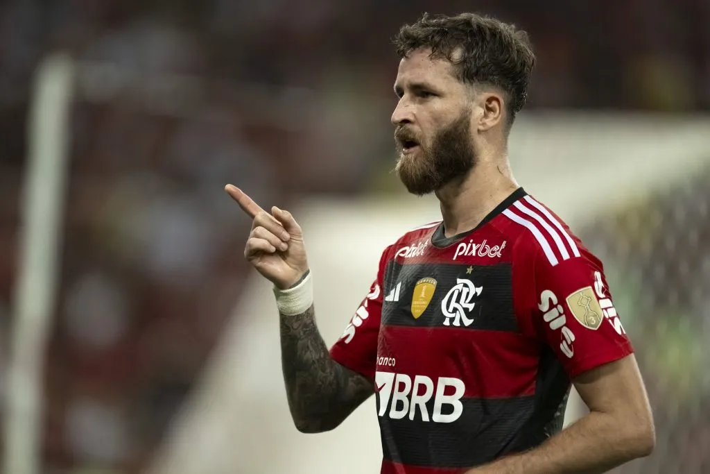 Léo Pereira pediu para Tite o relaciona-lo para o duelo contra o Santos. Foto: Jorge Rodrigues/AGIF