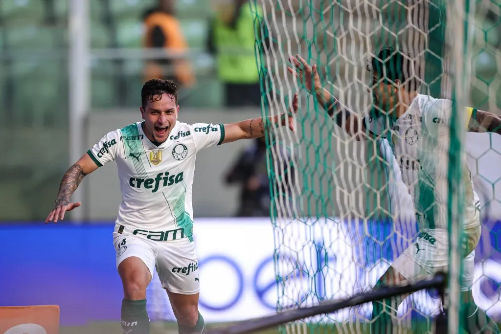Artur comemora seu gol  contra o America-MG pelo campeonato Brasileiro A 2023. Foto: Gilson Lobo/AGIF