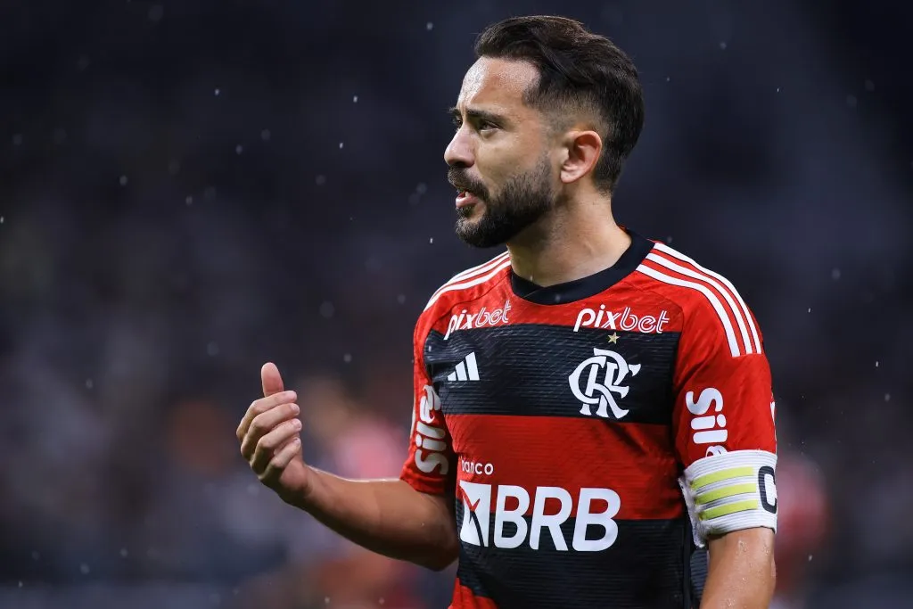 Everton Ribeiro tem contrato com o Flamengo até 21 de dezembro- Foto: Marcello Zambrana/AGIF