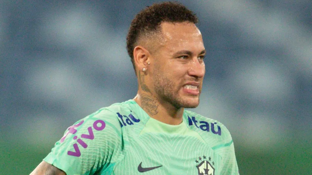 Foto: Gil Gomes/AGIF - Neymar teve seu nome falado no Santos.