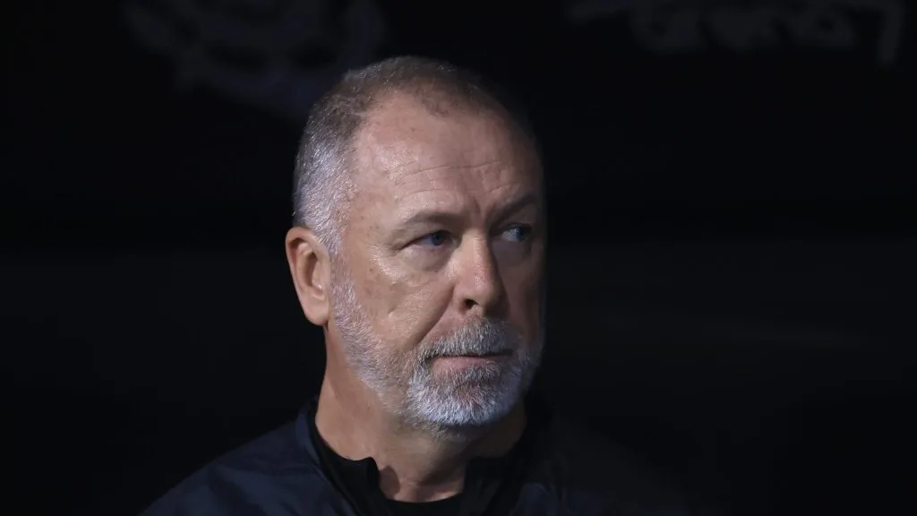 Mano Menezes