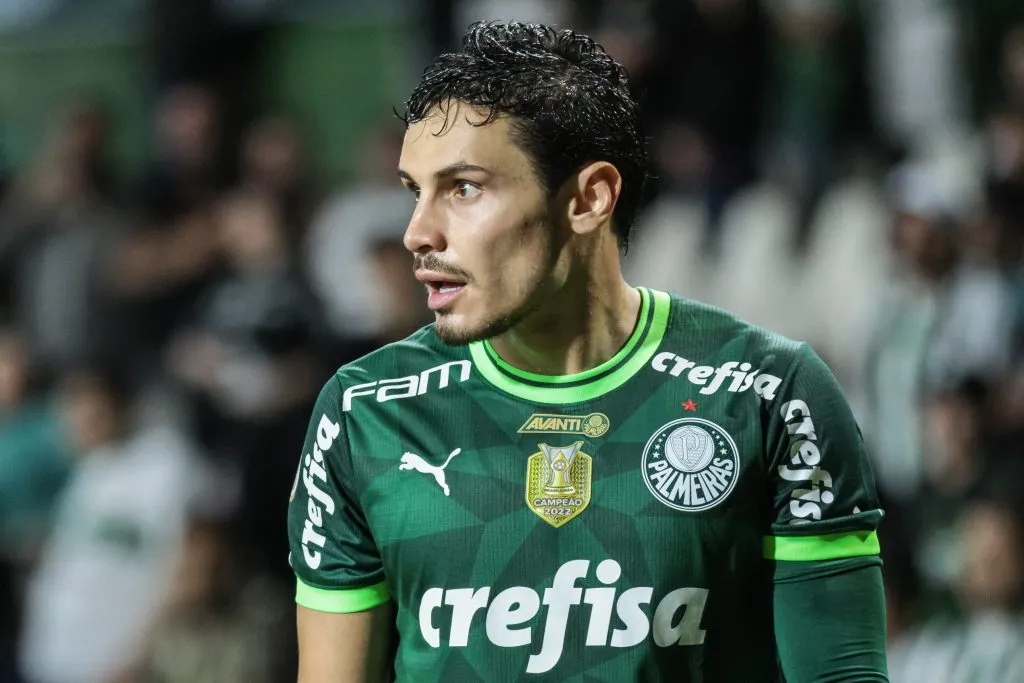 Foto: Robson Mafra/AGIF – Veiga foi parceiro de Scarpa no Palmeiras